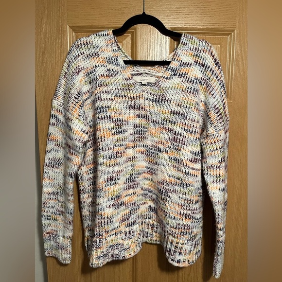 LOFT White V-neck Long Sleeve Sweater With Colorful Detail - Picture 4 of 8